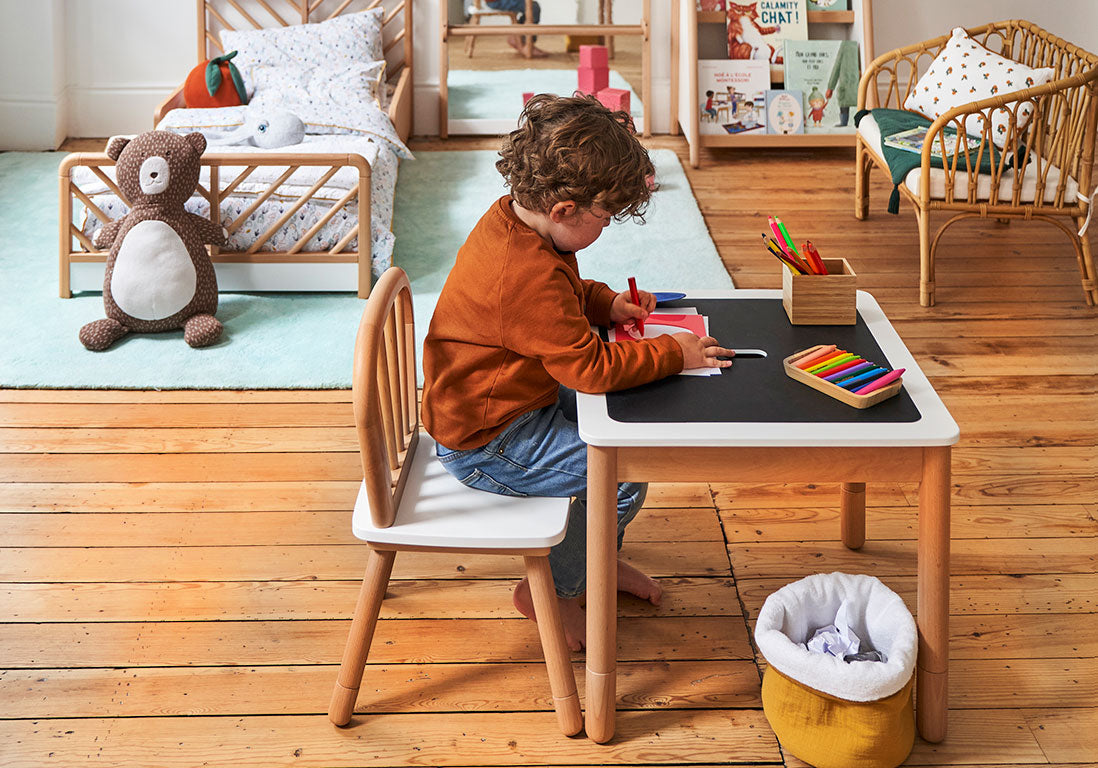 Aménager un espace Montessori à la maison : conseils et astuces