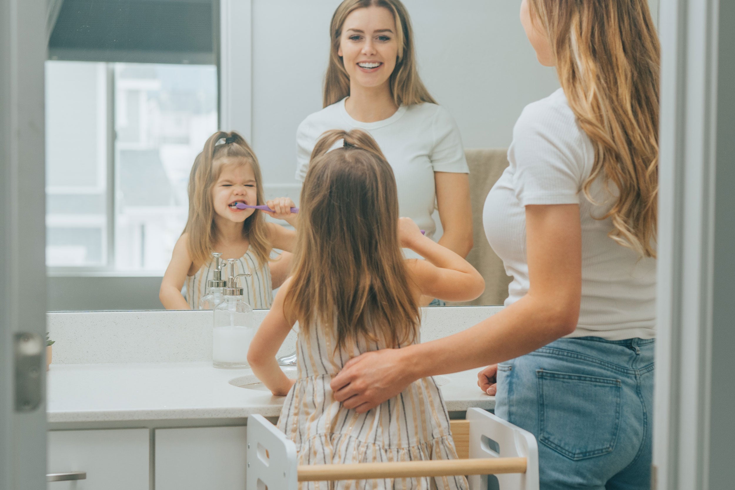 Apprendre à se brosser les dents avec Montessori