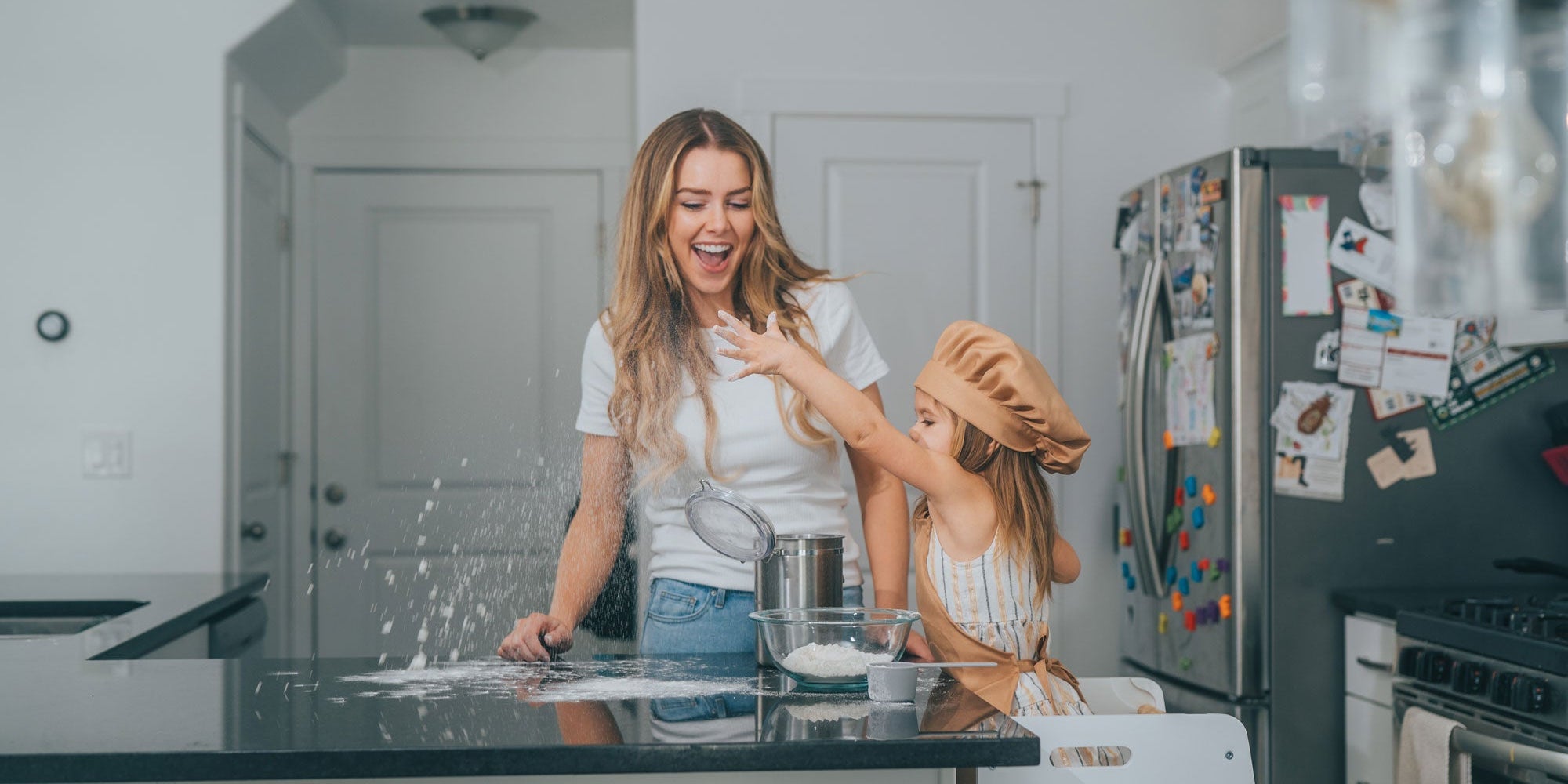 Ce que personne ne dit sur l’autonomie des tout-petits (et pourquoi la tour d'apprentissage Bey & Co change tout)